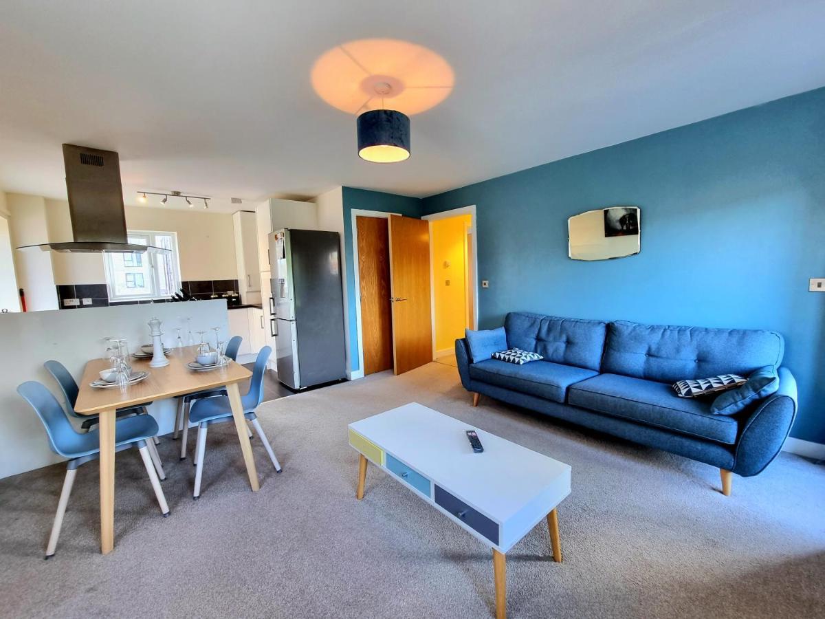 Luxury 2-Bedroom Service Apartment With Balcony Manchester Exterior foto